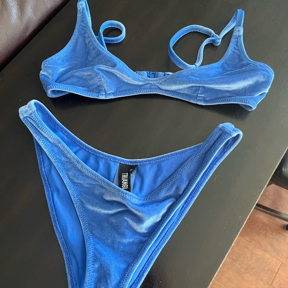 Triangl Blue Velvet Bikini Set top Xs bottoms Small, worn few times